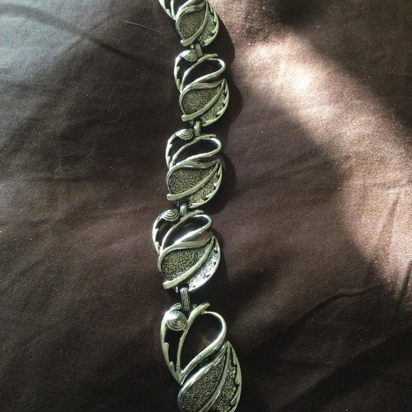 Vintage Sarah Coventry Bracelet - Picture 1 of 4